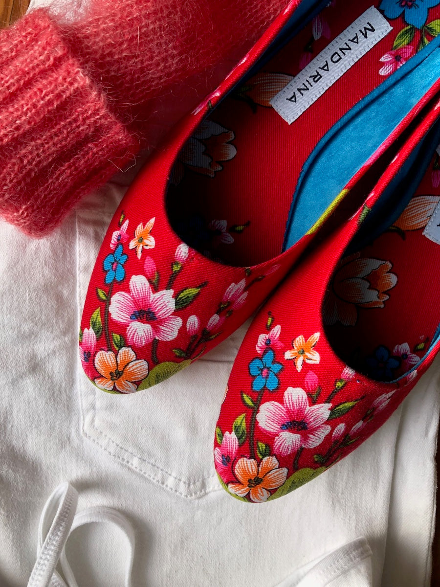 Red Peony Pumps