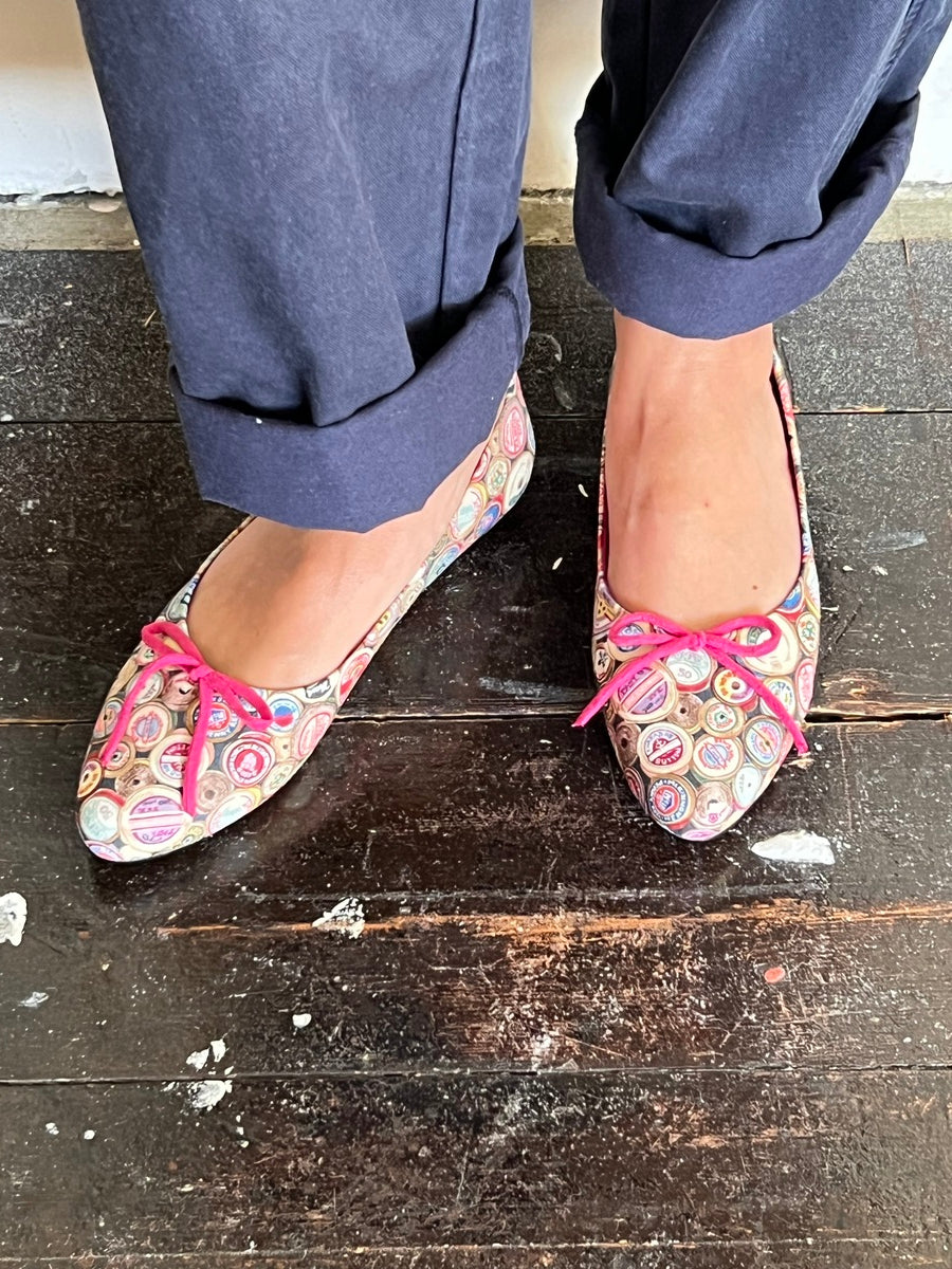 Vintage Bobbin Pattern Pumps