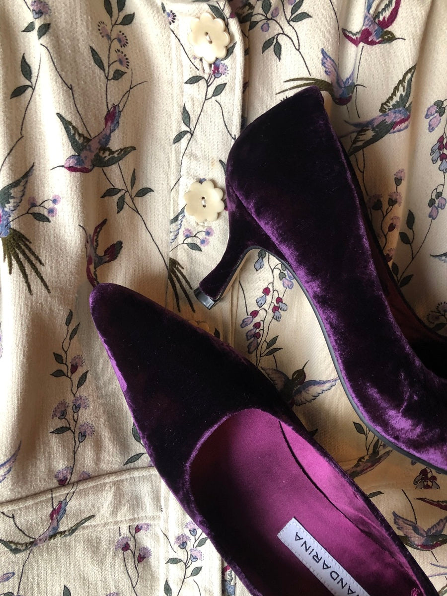 Versailles Amethyst Courts