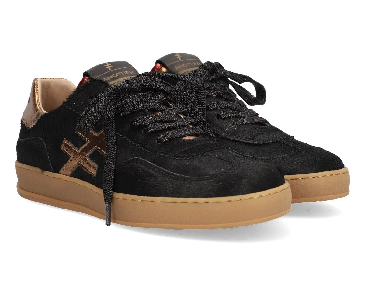 College Sneakers - Black Pony