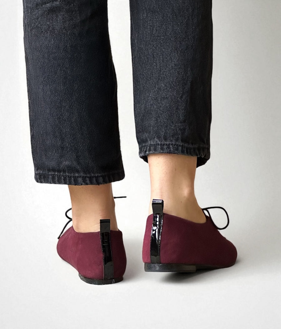 Fun Lace-Ups / Fig