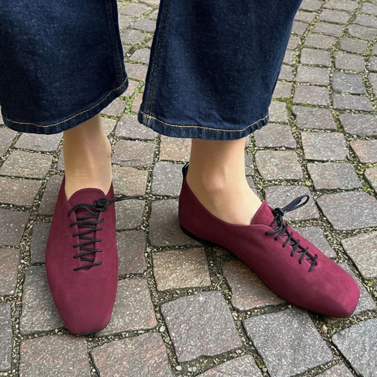FIG LACE UP SUEDE FLAT SHOES