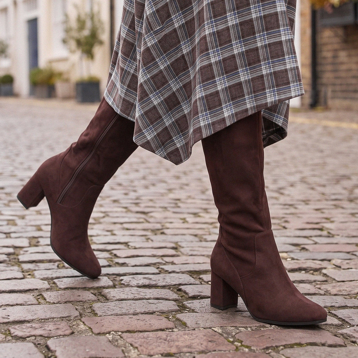 Bella Long Stretch Boots / Chocolate