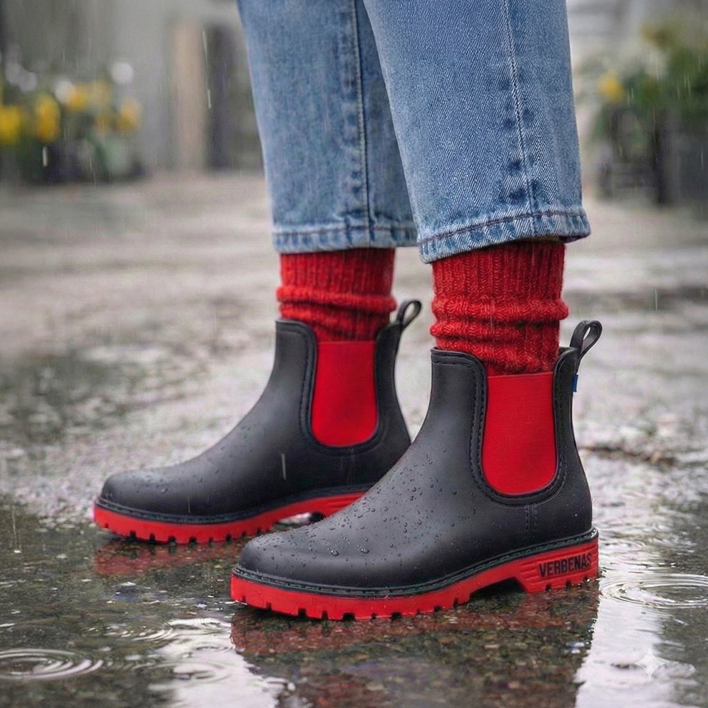 Waterboots! Black & Red