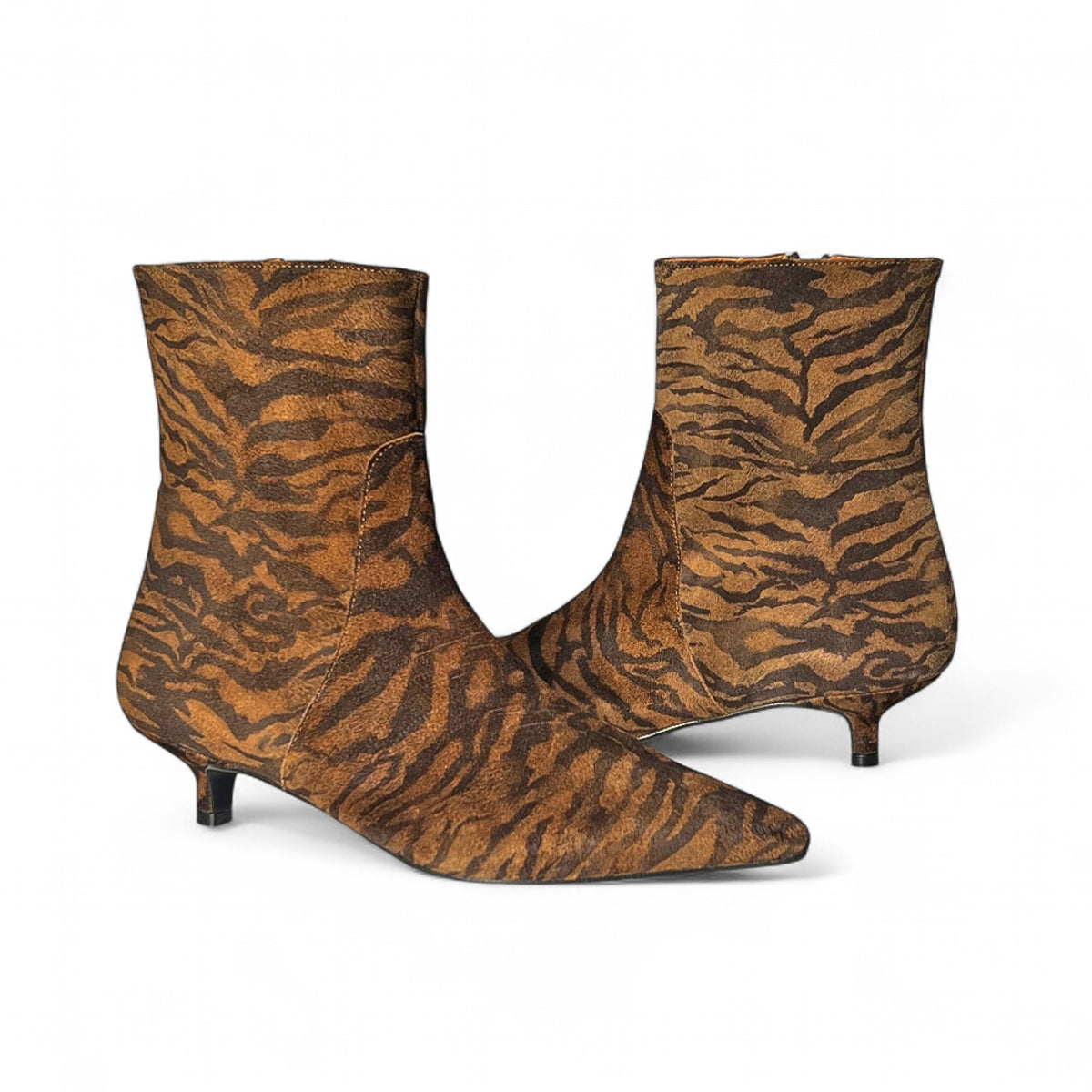 Tiger Boots