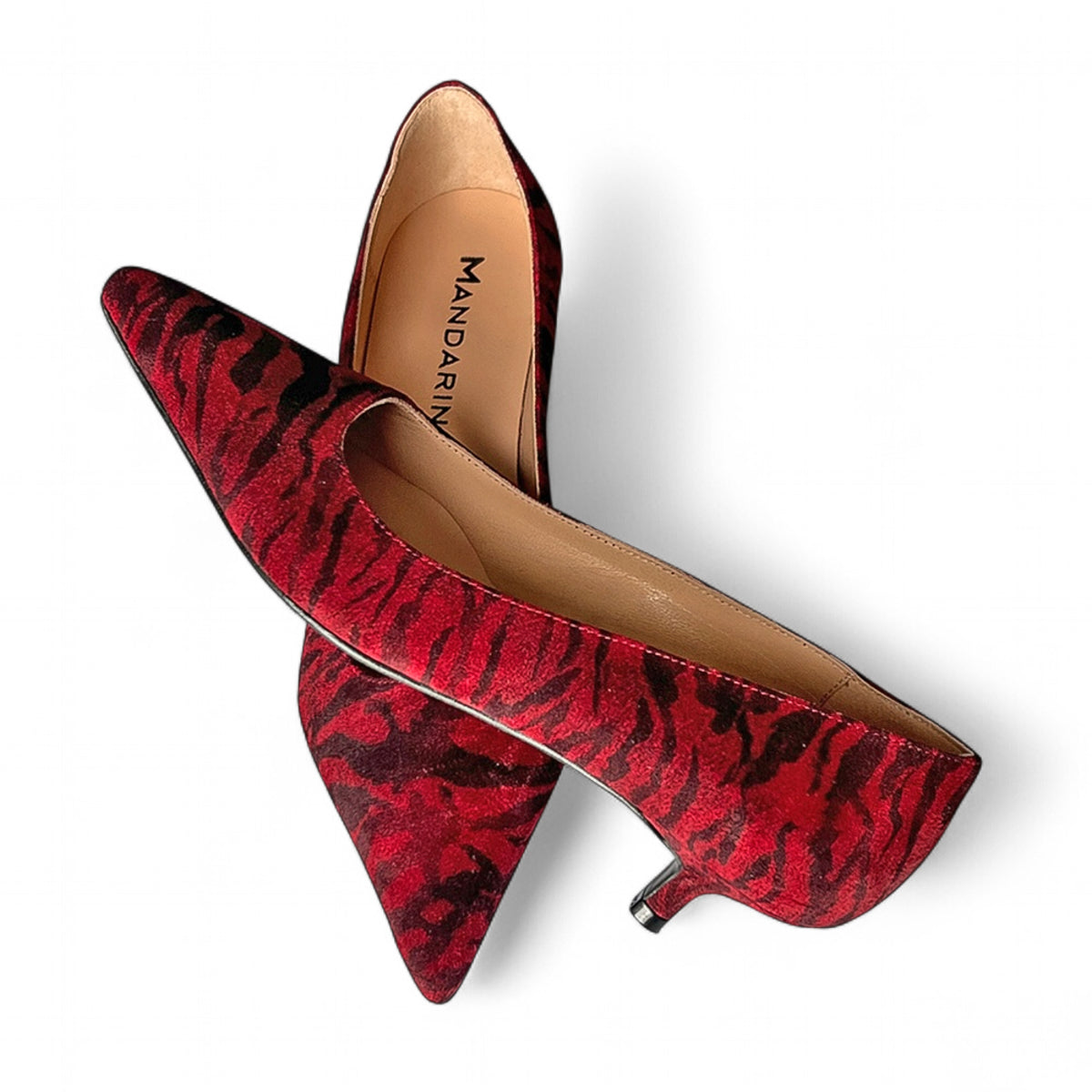 Tiger Kitten Courts / cherry