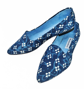 Indigo blue flower loafers