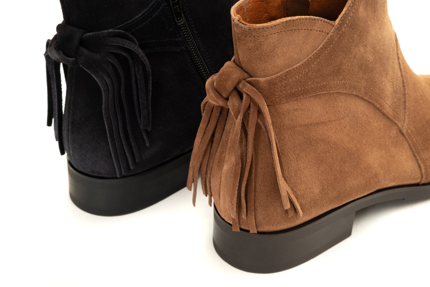 Trinny Tassel Boots / Antelope