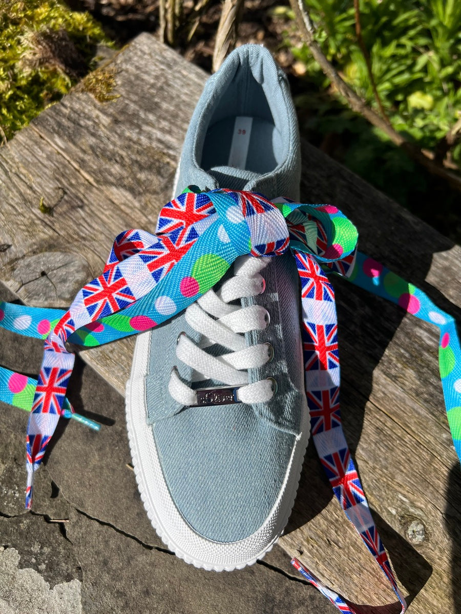 Patriotic Laces