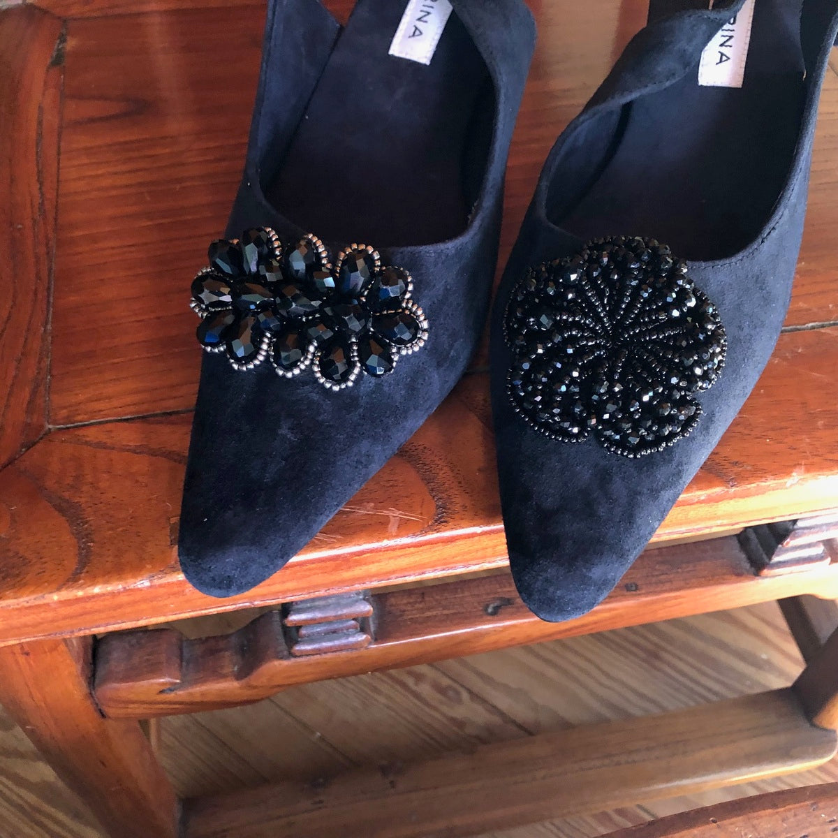 Sabine Navy suede courts