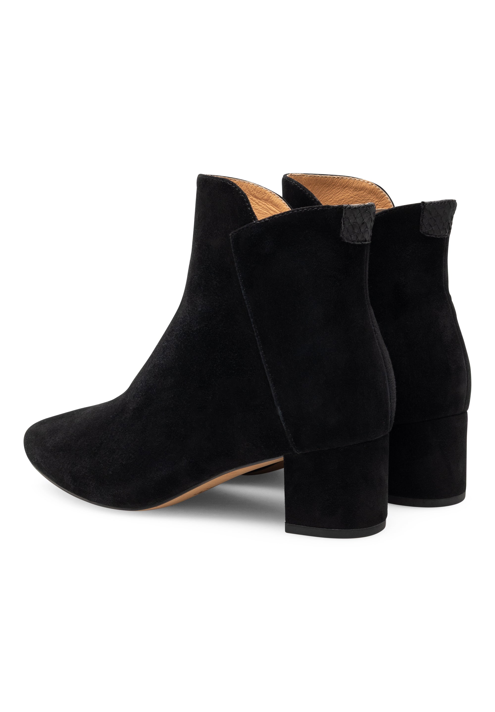 The Best Ankle Boots / Black
