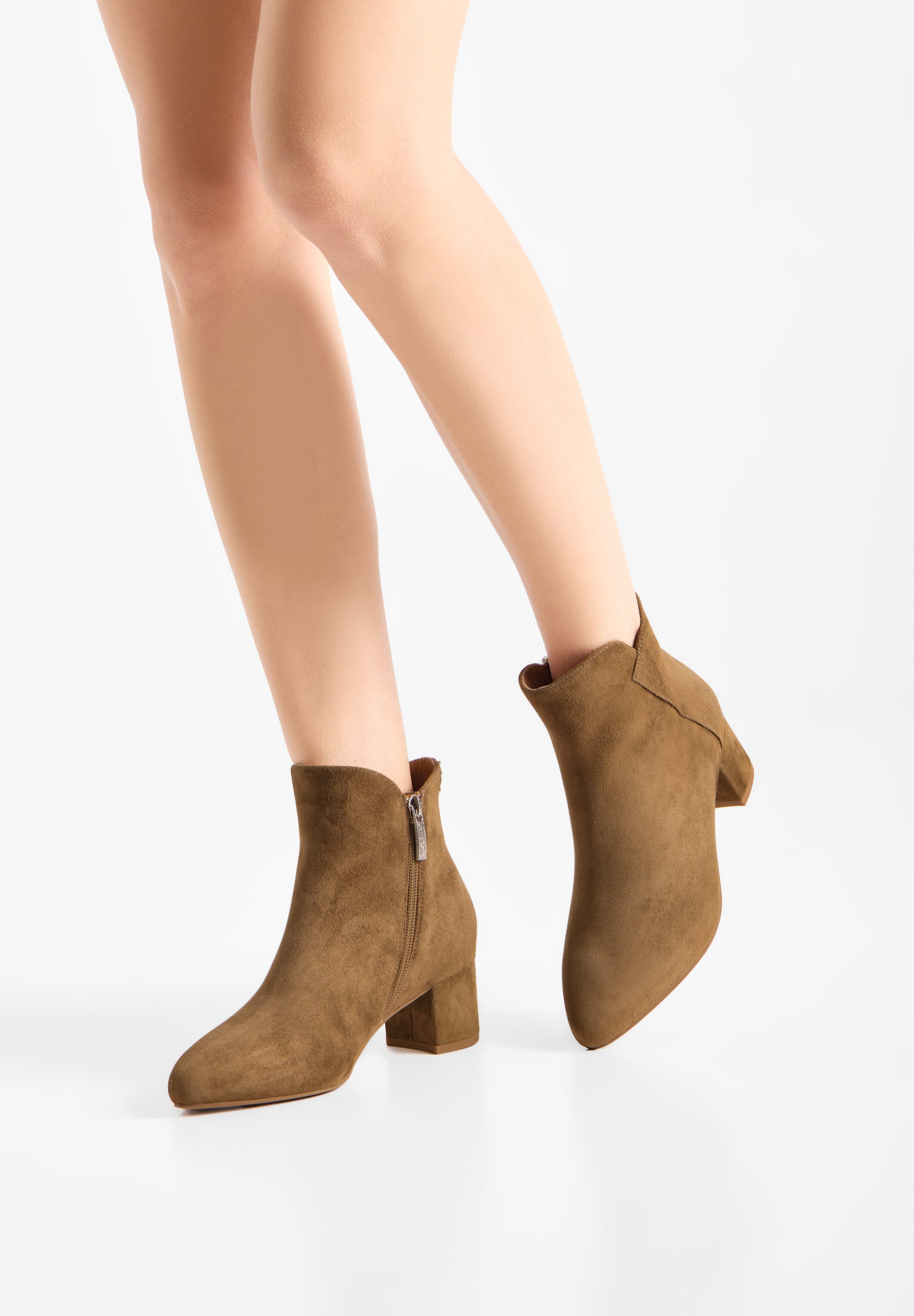 The Best Ankle Boots / Hazel