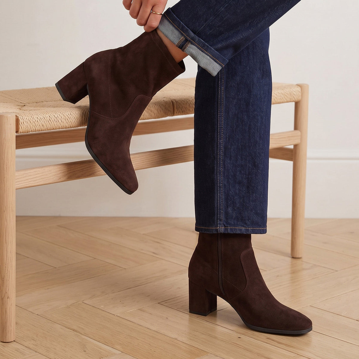 Klara Stretch Suede Ankle Boots / Chocolate