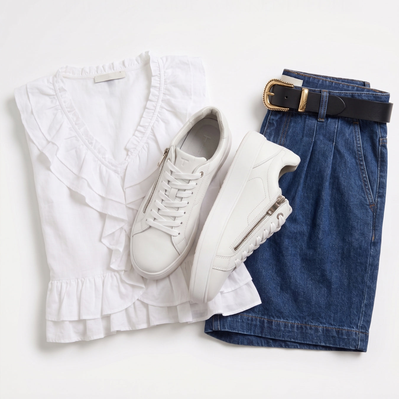 Basic All-White Leather Sneakers