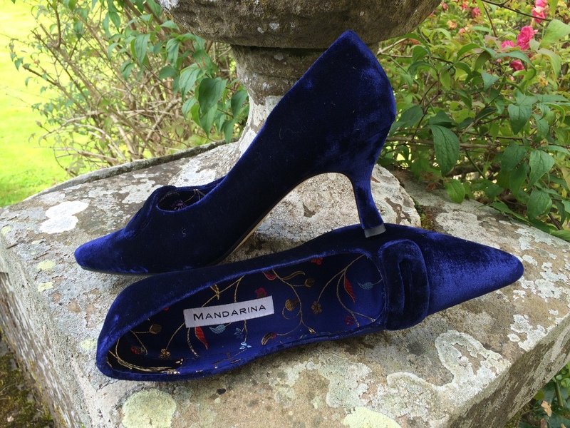 Versailles Navy Velvet Courts