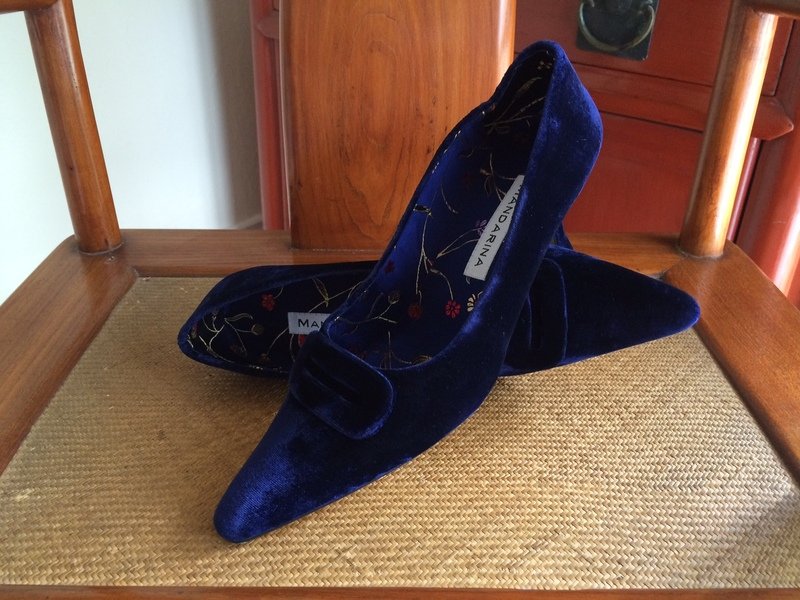 Versailles Navy Velvet Courts