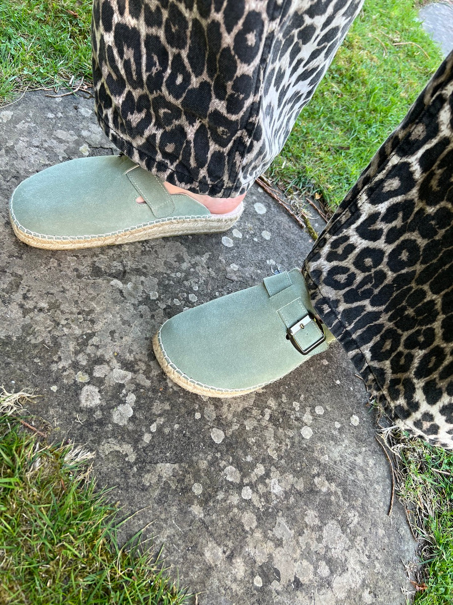 Clog-style Espadrilles