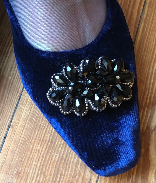 blue black silver beaded shoe clips