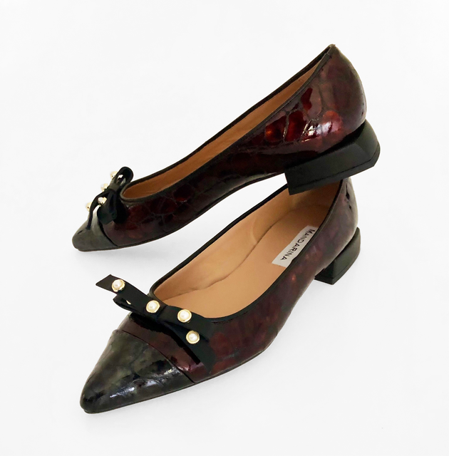 crocodile patent leather flat shoes Thumbnail
