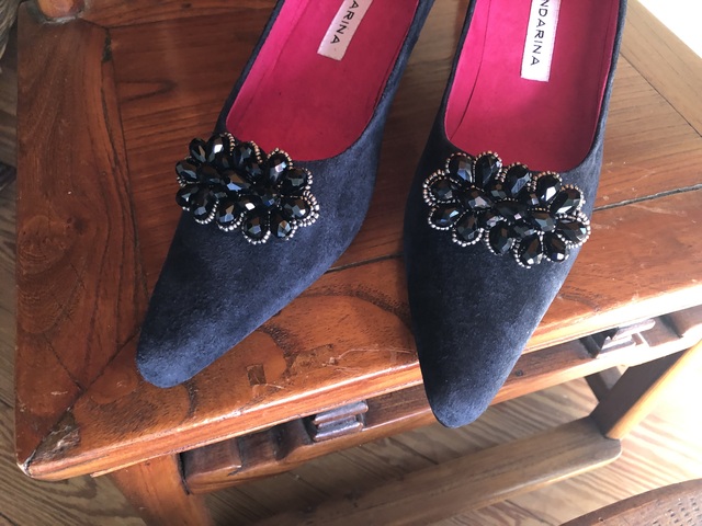Sabine Navy Suede Courts Court Shoes Mandarina Shoes