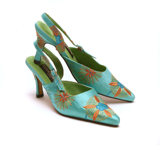 Bespoke wedding shoes store