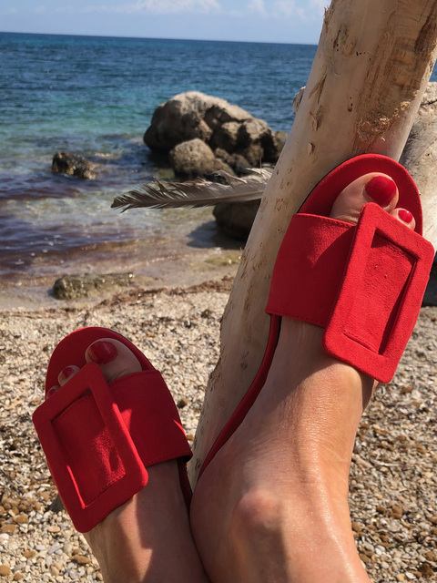 Capri Slides/ Red 