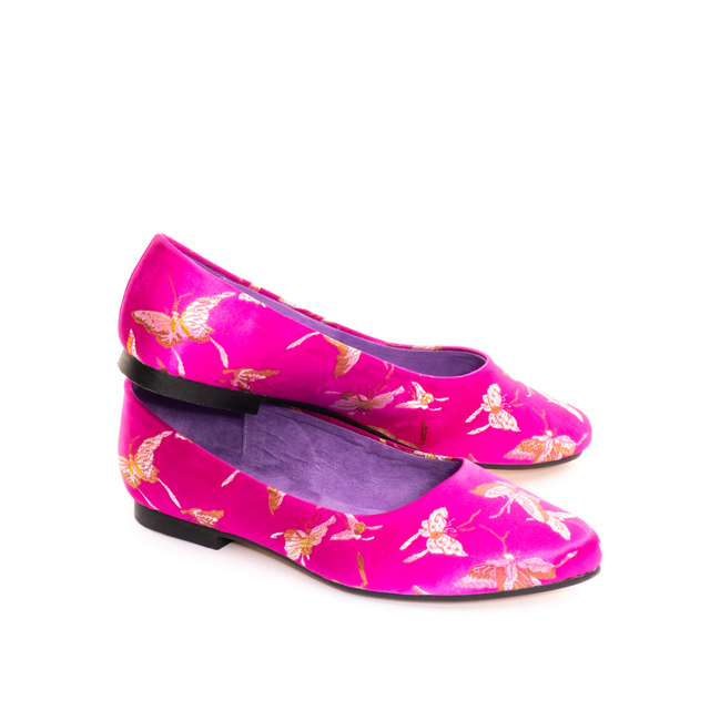 butterfly pattern silk shoes Thumbnail