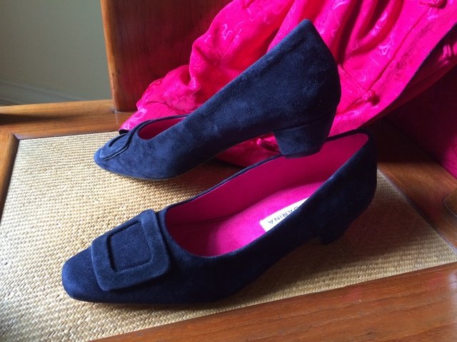 Annabelle Court Shoes / Navy