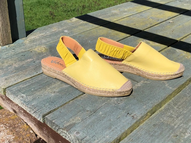 espadrilles in yellow with elasticated slingbcack Thumbnail