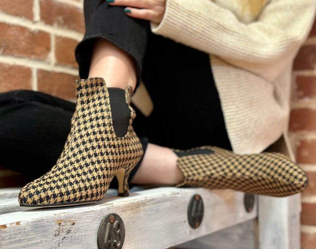 tan and black houndstooth ankle boots Thumbnail