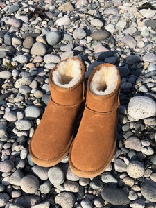 sheepskin boots