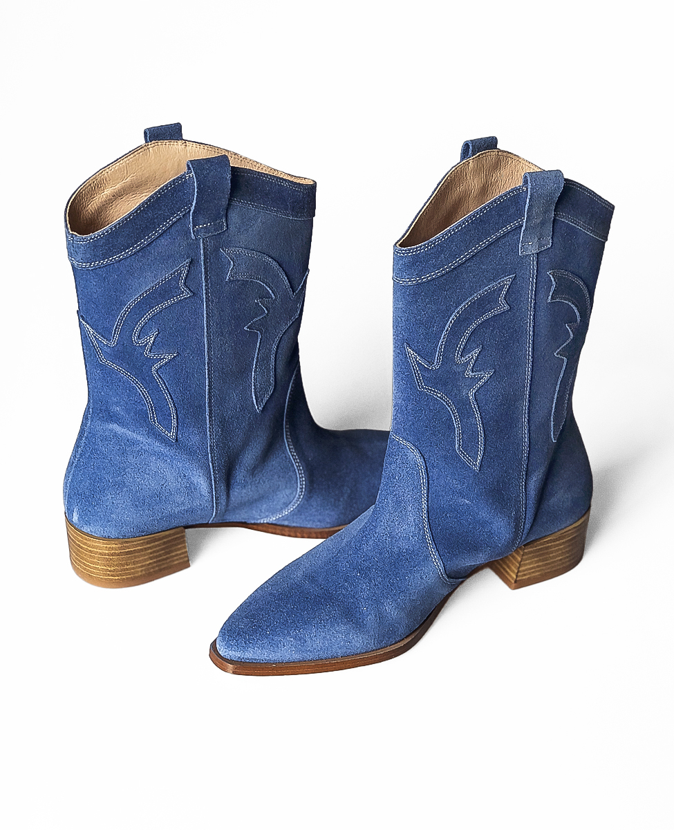Black and blue cowboy boots sales