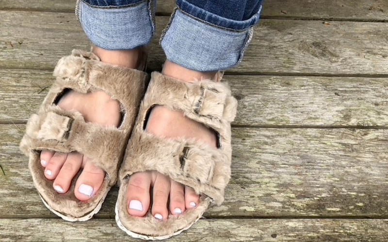 Brown Fur Sliders