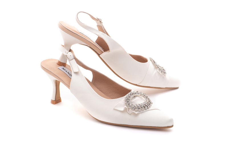 ivory kitten heel wedding shoes